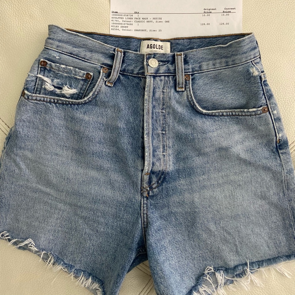 Agolde Riley Shorts 25 Aritzia incl. receipt